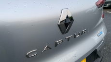 Renault Captur 1.6 E-TECH Hybrid 145 R.S. Line 5dr Auto Hybrid Hatchback